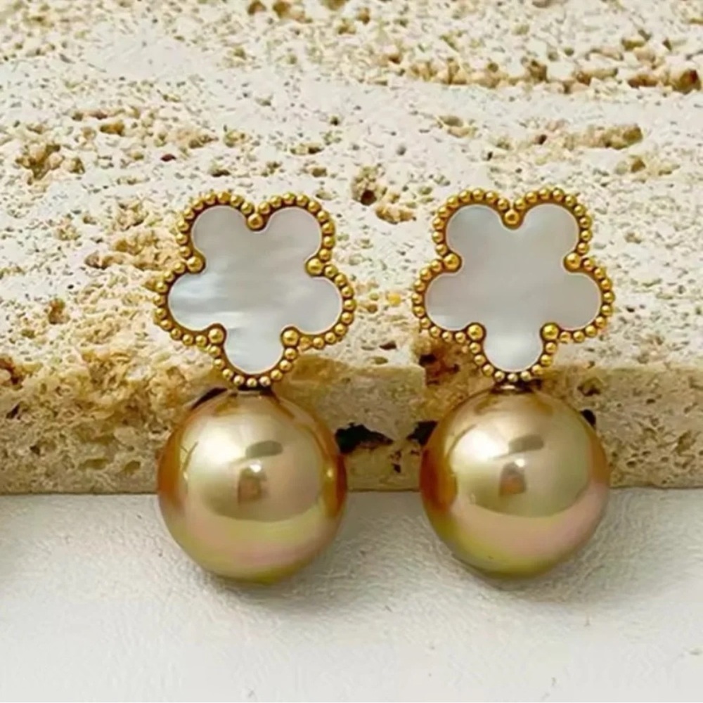 Alhambra Mother Of Pearl Clover 18K Gold Stainless Steel Waterproof Earrings - Picture 2 of 5